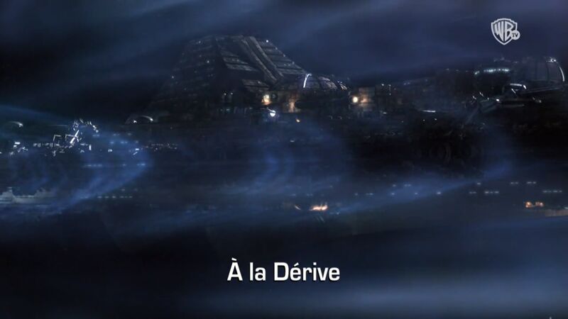 Fichier:À la dérive (Stargate Universe) - image titre.jpg