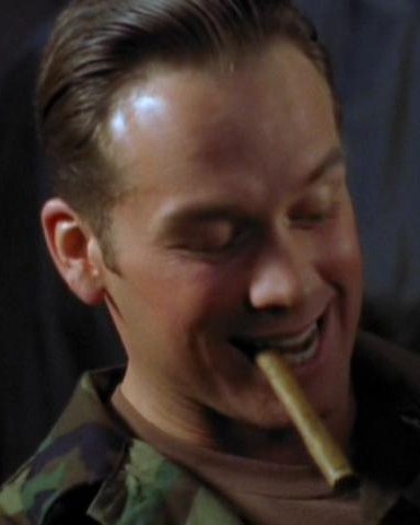 Fichier:Fryatt dans la saison 1 de Stargate SG-1.jpg