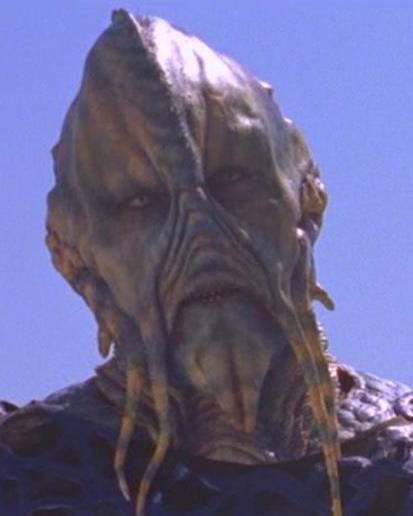 Fichier:Nem dans la saison 1 de Stargate SG-1.jpg