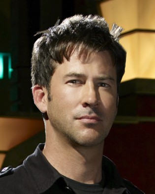 Fichier:John Sheppard.jpg