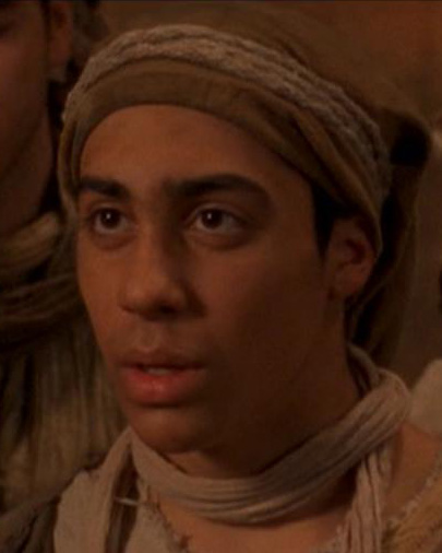 Fichier:Tobay dans la saison 1 de Stargate SG-1.jpg
