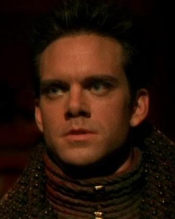 Fichier:Khonsu dans la saison 6 de Stargate SG-1.jpg